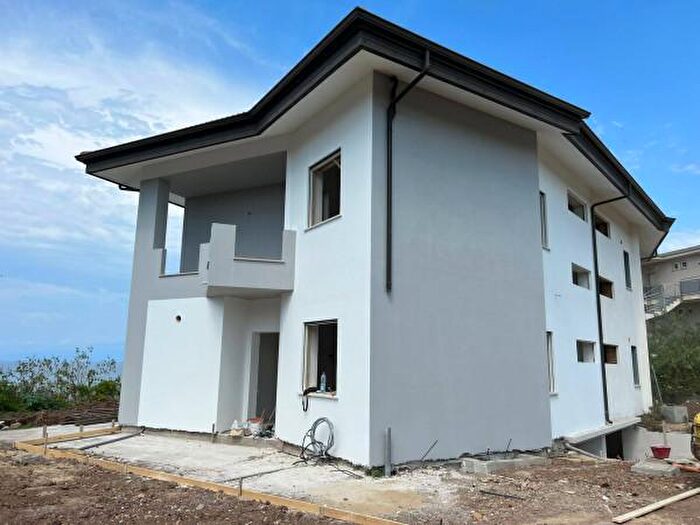 Casa con 6 locali in vendita in Località Piana di Vada, Briatico