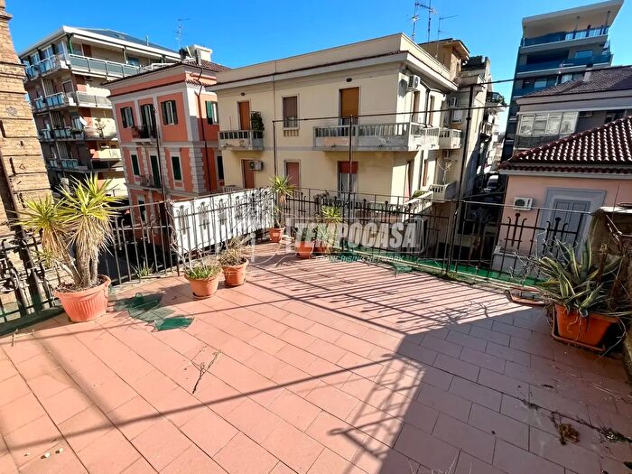 Appartamento con 5 locali in vendita in Via Francesco Petrarca, Pescara