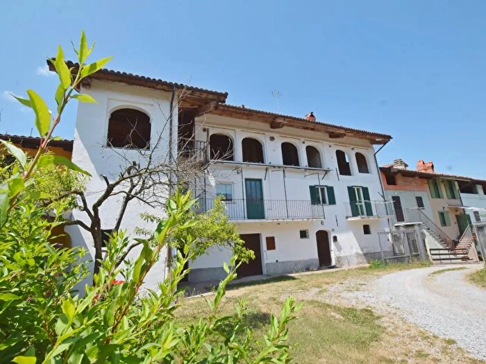 Casa con 5 locali in vendita in Via Tetti Ellero, Briaglia