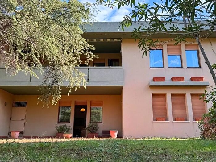 Casa con 7 locali in vendita in Capoterra