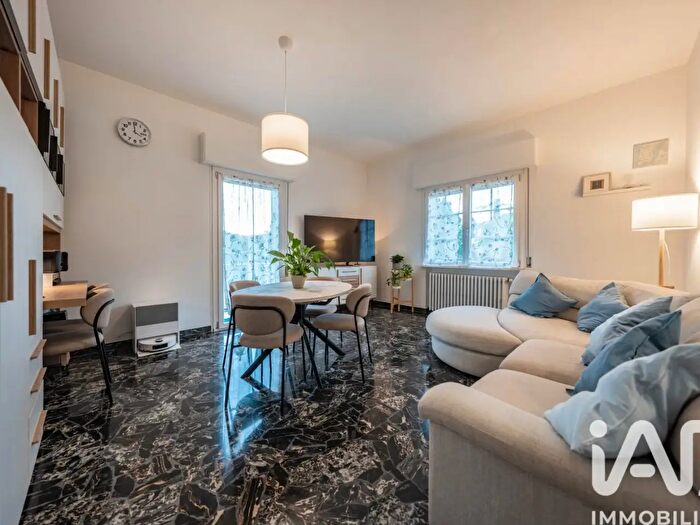 Appartamento quadrilocale in vendita in Via Primo Maggio, Tresignana