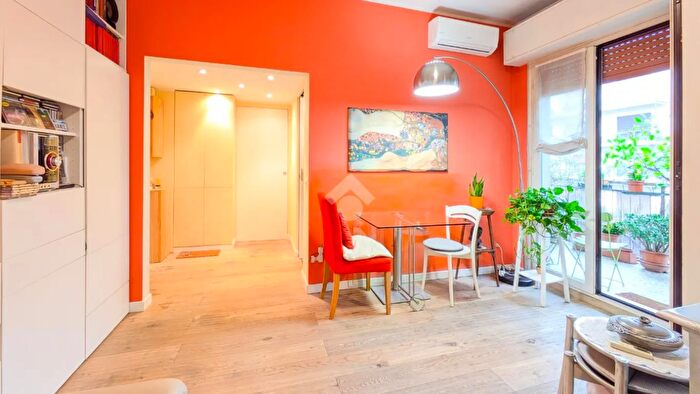 Appartamento bilocale in vendita in Via Ajaccio, Milano