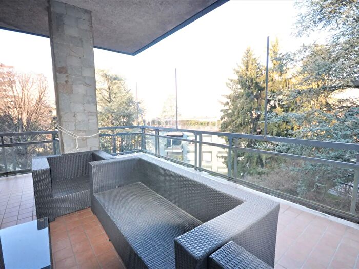 Appartamento con 6 locali in affitto in Strada Alberoni, Torino