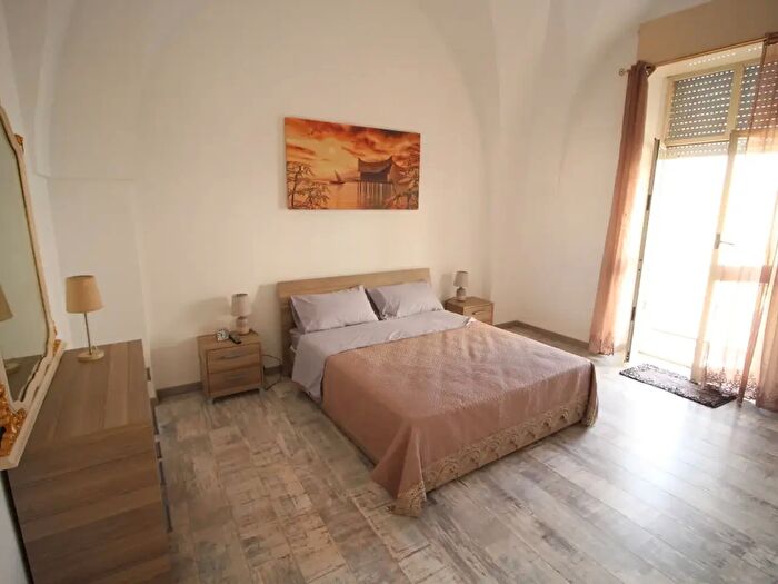 Appartamento trilocale in affitto in Via San Pietro, Manduria