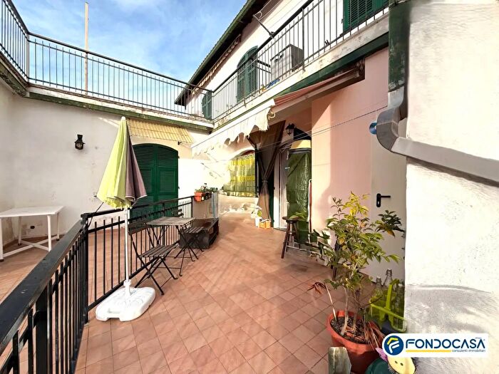 Appartamento trilocale in vendita in Via degli Orsolani, Loano