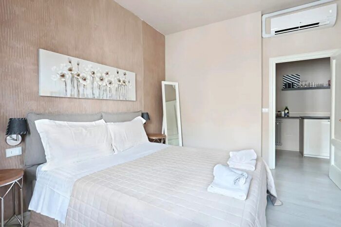 Appartamento monolocale in affitto in Via della Scala, Firenze