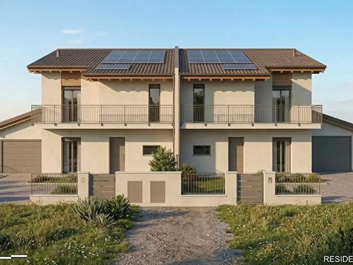 Casa quadrilocale in vendita in Cesena