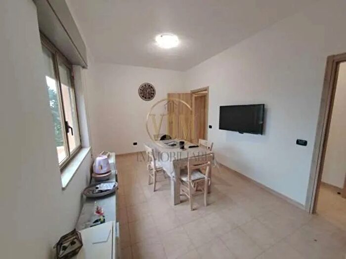 Appartamento con 6 locali in vendita in Via Mazara, Marsala