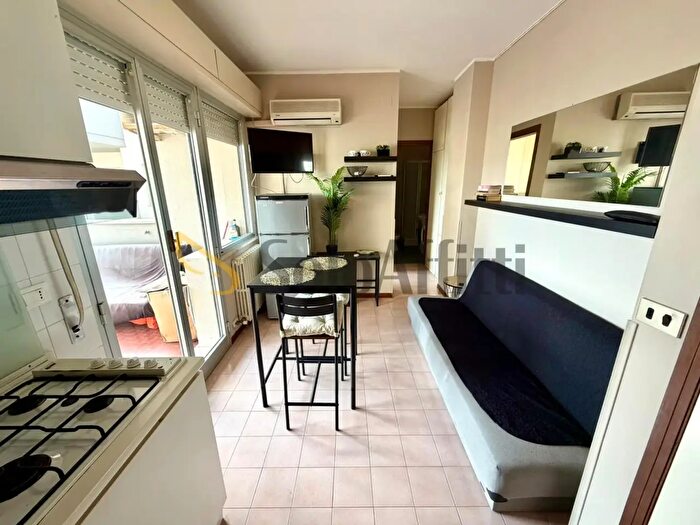 Appartamento bilocale in affitto in Via Cavour, Alba Adriatica