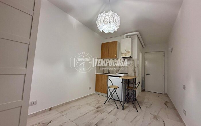 Appartamento monolocale in vendita in Viale Genova, Lodi