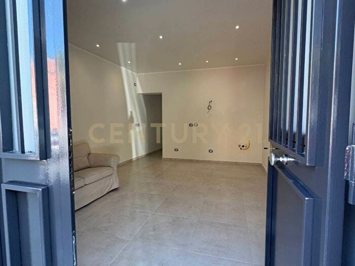 Appartamento bilocale in affitto in Via Regina Bianca, Picanello, Catania