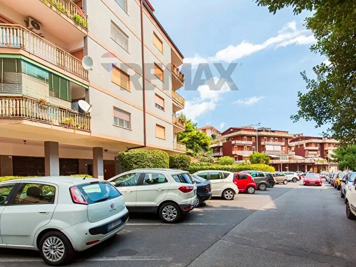 Appartamento quadrilocale in vendita in Via Giuseppe Mazzini, Gravina Di Catania
