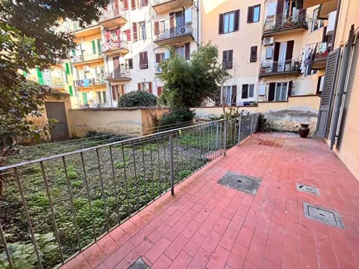 Appartamento quadrilocale in affitto in Via della Palancola, Le Cure, Firenze