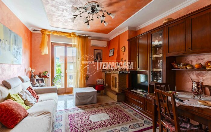 Appartamento trilocale in vendita in Via Enrico Mattei, Castelraimondo