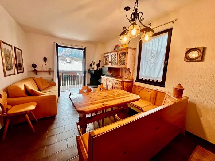 Appartamento trilocale in vendita in Via Guglielmo Marconi, Temu