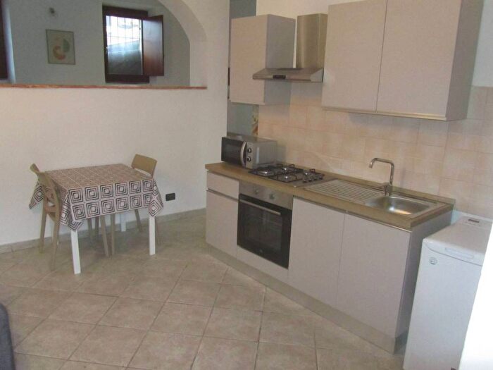 Appartamento bilocale in affitto in Via Alessandro Volta, Albiolo
