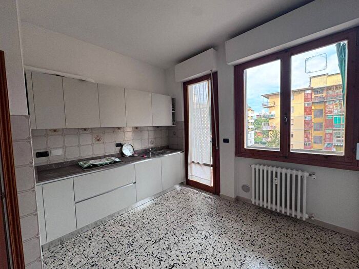 Appartamento quadrilocale in affitto in Via Gaetano Donizetti, Casellina, Scandicci