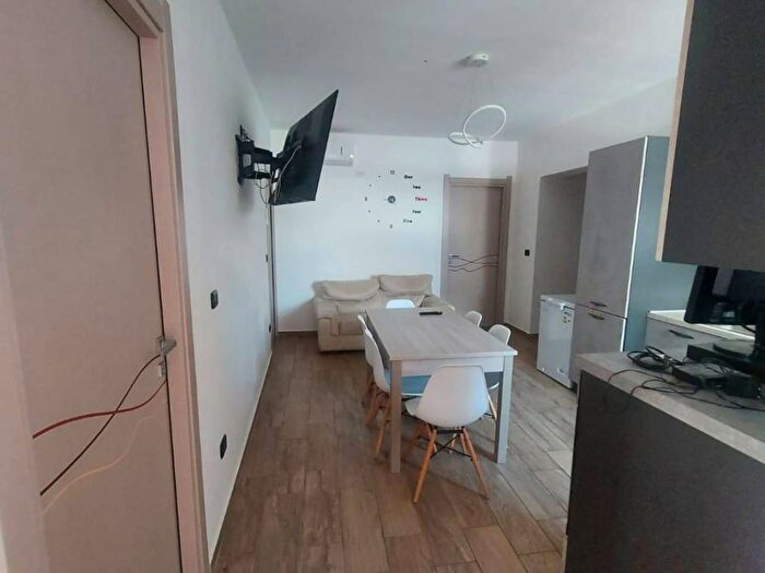 Appartamento con 6 locali in affitto in Via Bausan, Catanzaro Lido, Catanzaro