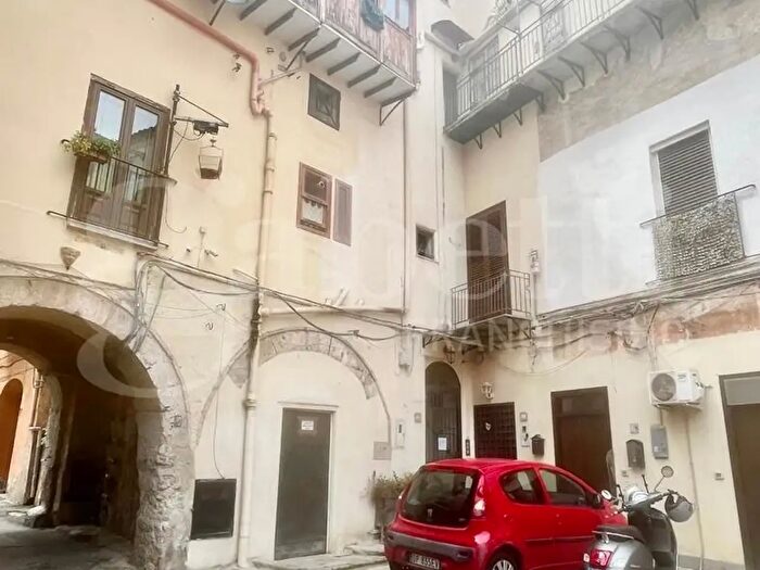 Appartamento bilocale in affitto in Cortile Casermaggio, Palermo