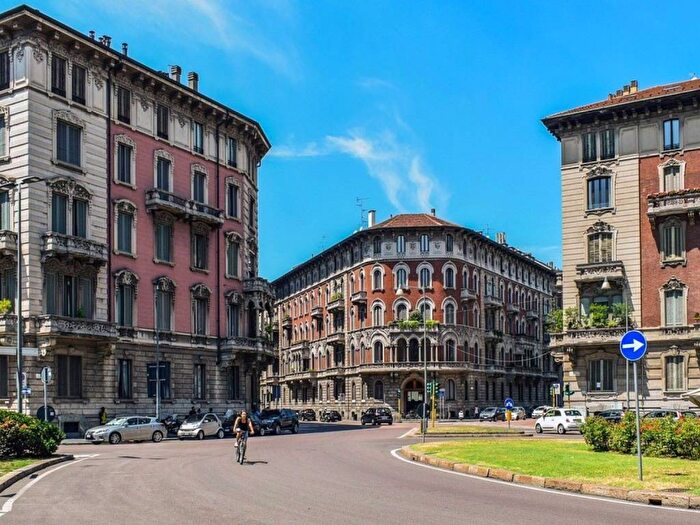 Casa bilocale in affitto in Piazza Giovine Italia, Vincenzo Monti, Milano