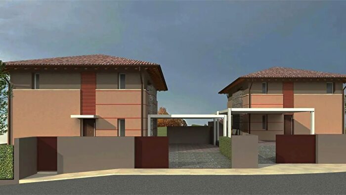 Casa con 10 locali in vendita in Castelcucco Via Canareggio, Montebelluna