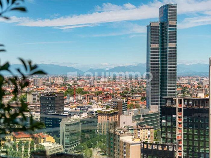 Appartamento bilocale in affitto in Viale della Liberazione, Porta Nuova, Milano