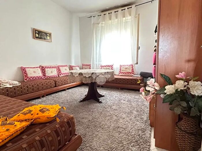 Appartamento trilocale in vendita in Corso Vittorio Veneto, Massa Lombarda