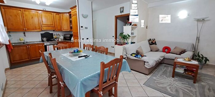 Appartamento con 5 locali in vendita in Tavullia