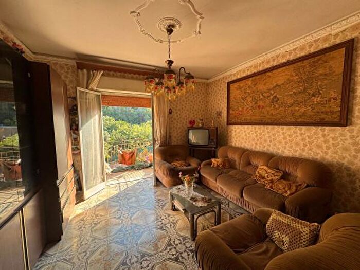 Appartamento trilocale in vendita in Via Antonino Mirello Mora, Messina