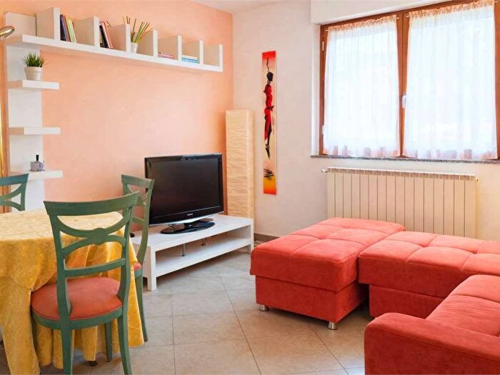 Appartamento bilocale in affitto in Via Fratelli Bozzi, Quarto Cagnino, Milano