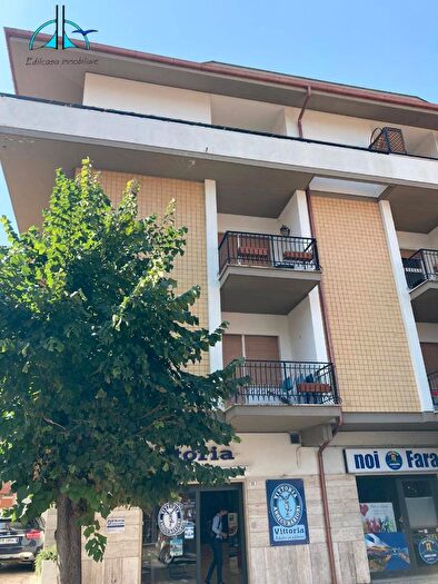 Appartamento quadrilocale in vendita in Via Giacomo Matteotti, Fara In Sabina