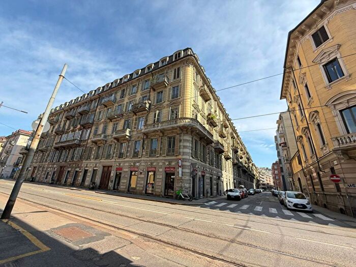 Appartamento trilocale in affitto in Via Tommaso Valperga Caluso, San Salvario Dante, Torino