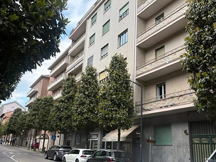 Appartamento con 6 locali in vendita in Corso Dante, Asti