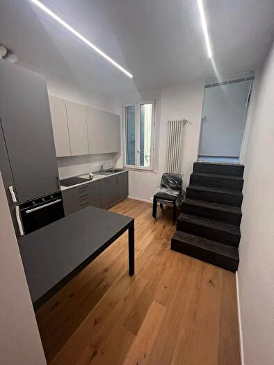 Appartamento quadrilocale in affitto in Rua Muro Modena, Modena