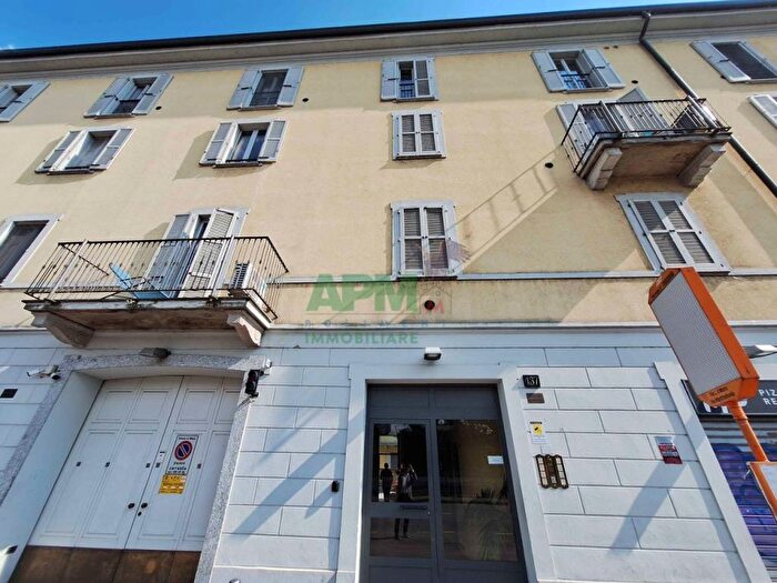 Appartamento monolocale in affitto in Barona, Milano