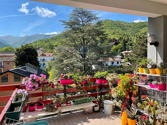 Appartamento trilocale in vendita in Via Freinetto, Coazze