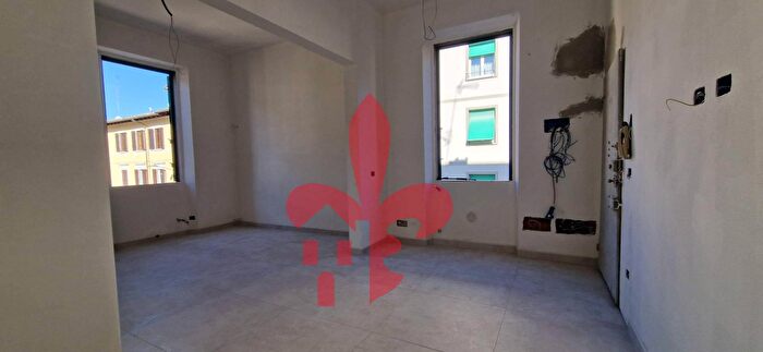 Appartamento quadrilocale in vendita in Via Brunetto Latini, Firenze