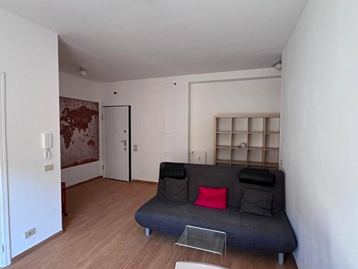 Appartamento bilocale in affitto in Via Antonio Fogazzaro, Montenero, Milano