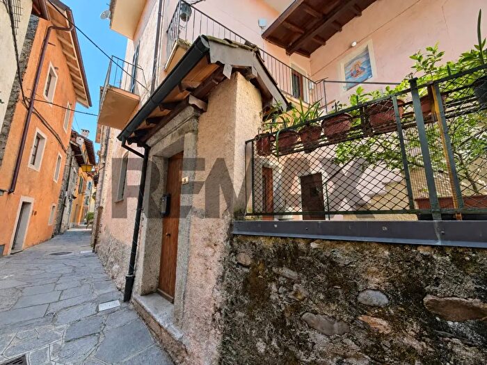 Appartamento bilocale in vendita in Cannero Riviera