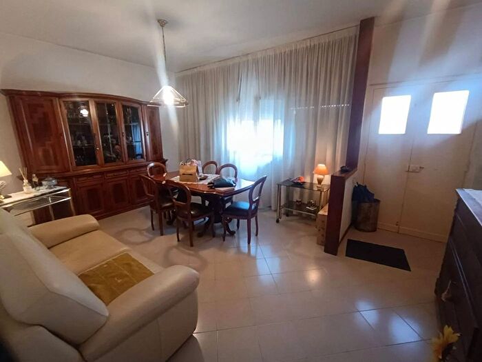 Casa con 5 locali in vendita in Corridonia