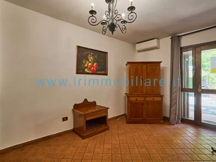 Appartamento bilocale in vendita in Via Enrico Giachino, Roma