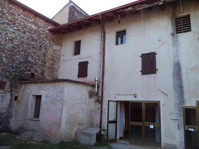 Casa con 6 locali in affitto in Via Gorizia, Galleriano, Lestizza
