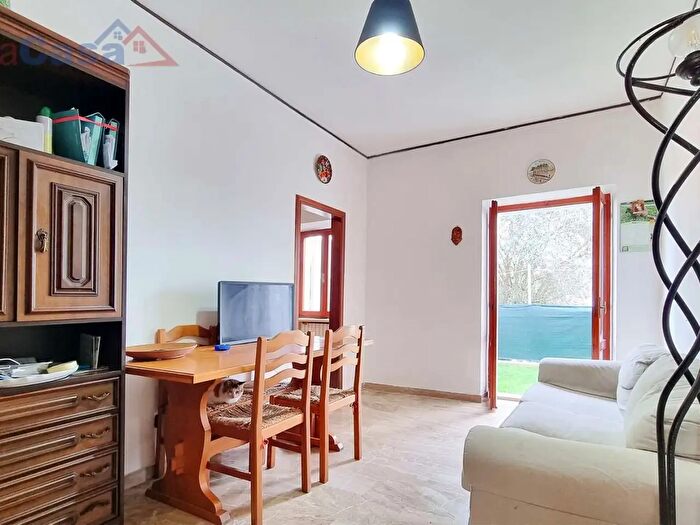 Casa con 5 locali in vendita in Via Trento, Osimo