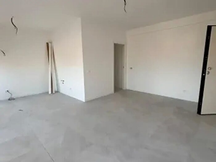 Appartamento quadrilocale in vendita in Via Stanislao Cannizzaro, Pisa