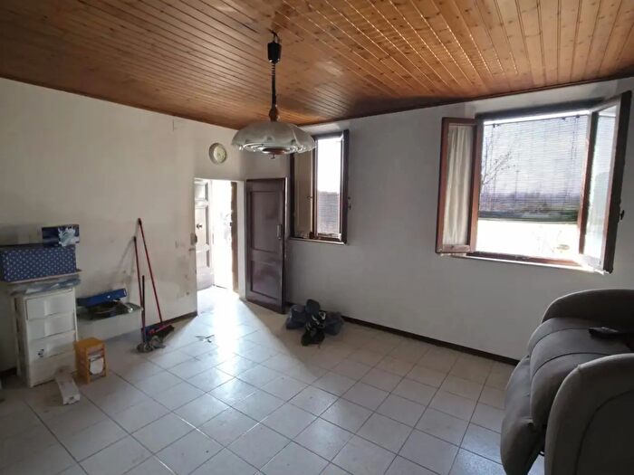 Casa quadrilocale in vendita in Cerreto Guidi