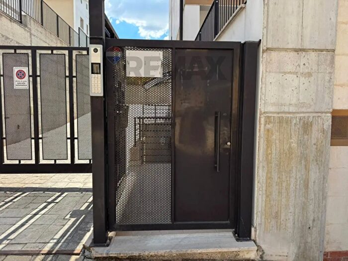 Appartamento trilocale in vendita in Matera