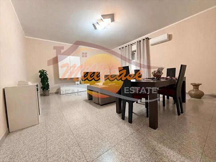 Appartamento con 5 locali in vendita in Via Filisto, Siracusa
