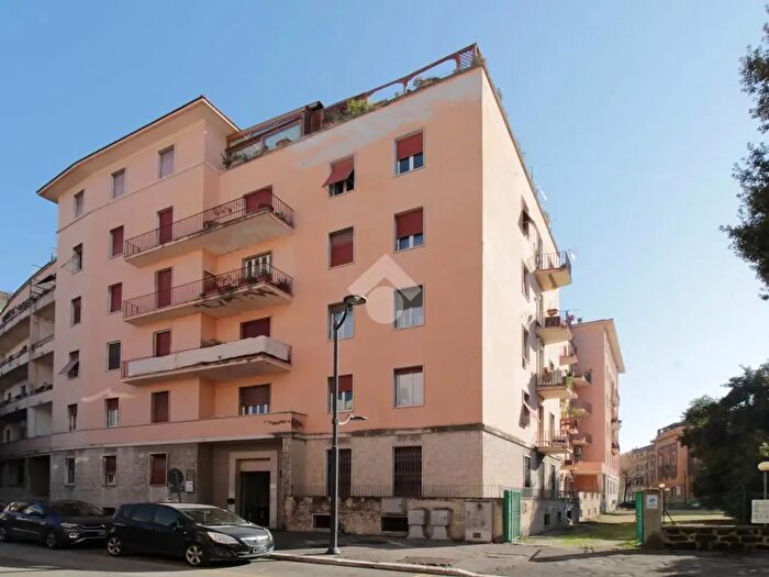 Appartamento trilocale in vendita in Viale Rinascita, Terni