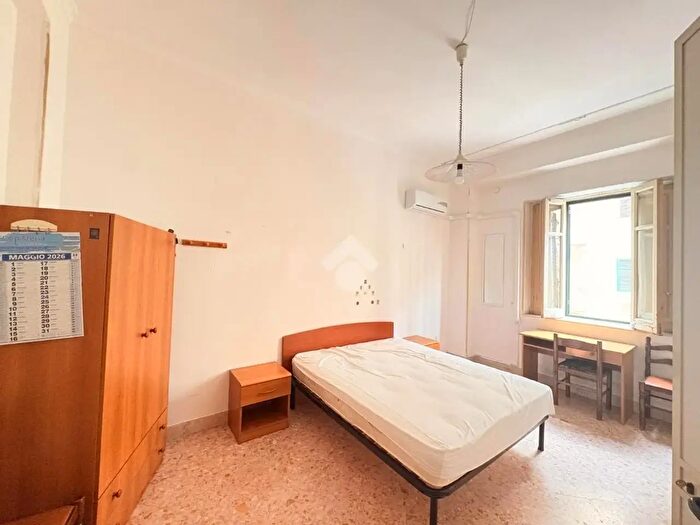 Appartamento con 5 locali in affitto in Via Filippo Corazza, Palermo
