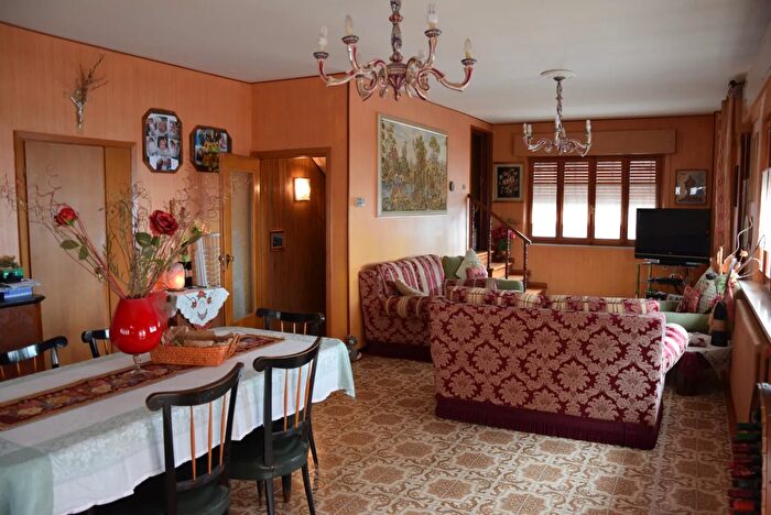 Casa con 5 locali in vendita in Maiolo Rn, Maiolo